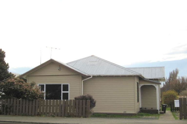 Photo of property in 34 Centre Street, Strathern, Invercargill, 9812
