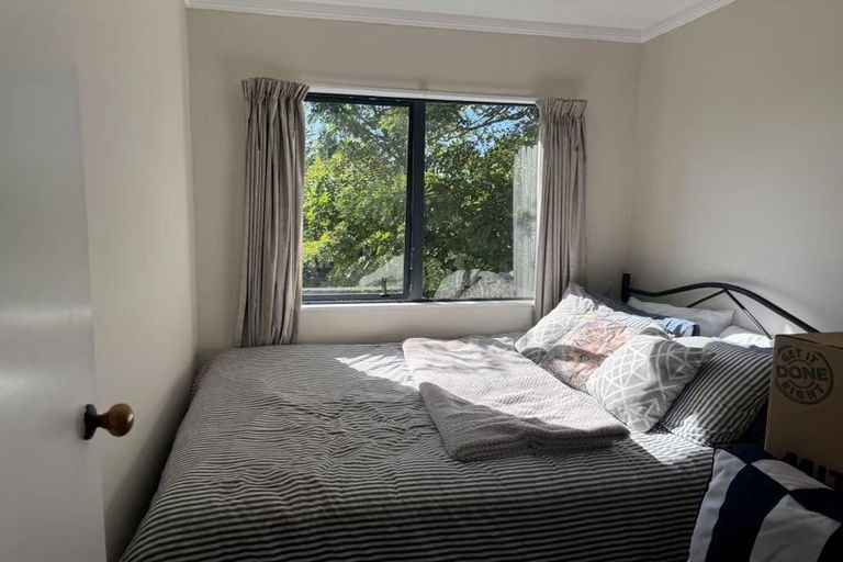 Photo of property in 50 Lakeside Drive, Orewa, 0931