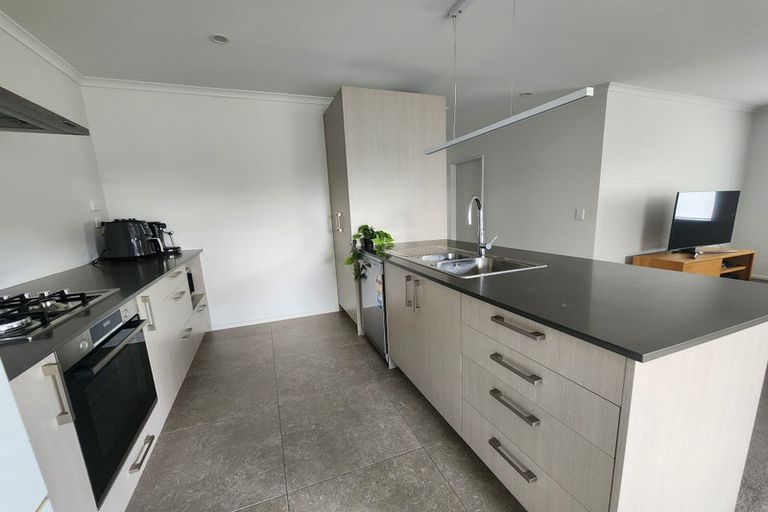 Photo of property in 94 Kuaka Drive, Takanini, 2112