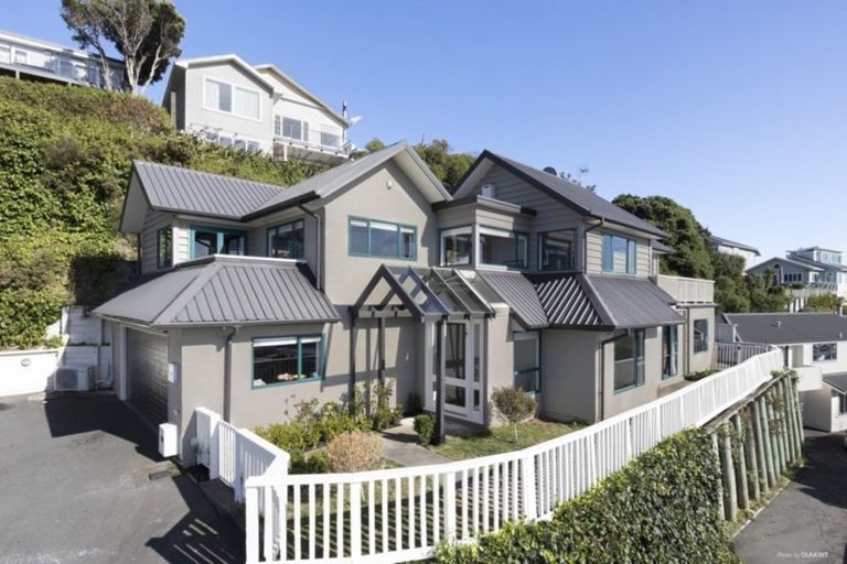 Photo of property in 42 Lerwick Terrace, Melrose, Wellington, 6023