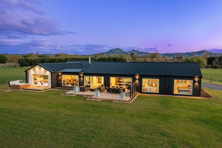 Photo of property in 165 Tirohanga Road, North Taieri, Mosgiel, 9092