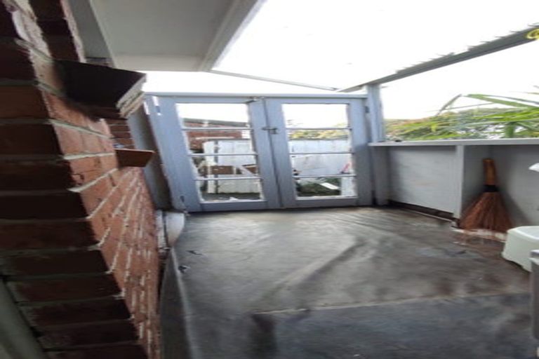 Photo of property in 2/32 Wintere Road, Papatoetoe, Auckland, 2025