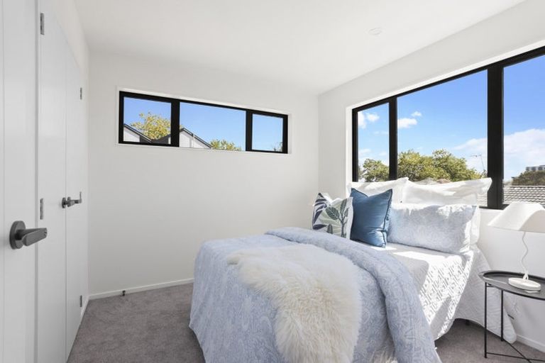 Photo of property in 8/20 Seabrook Avenue, New Lynn, Auckland, 0600