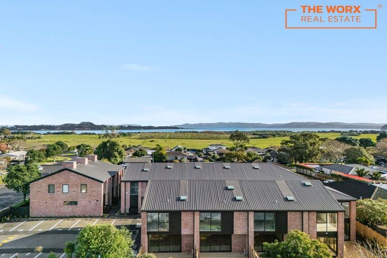Photo of property in 6/17 Matapouri Road, Mangere Bridge, Auckland, 2022