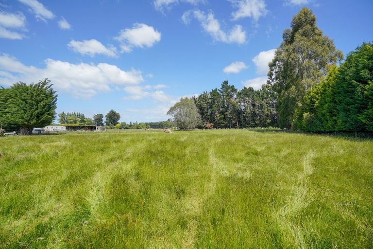 Photo of property in 11 Memorial Avenue, Drummond, Otautau, 9683