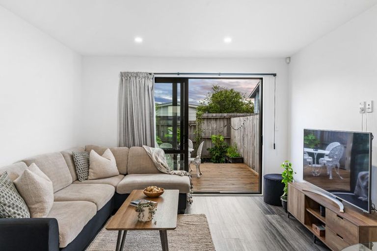Photo of property in 6/3 Abbotleigh Avenue, Te Atatu Peninsula, Auckland, 0610