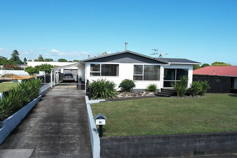 Photo of property in 34 Clifton Drive, Waitara, 4320