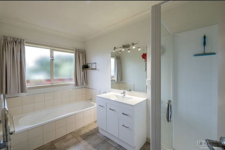 Photo of property in 20b Reeve Street, Levin, 5510