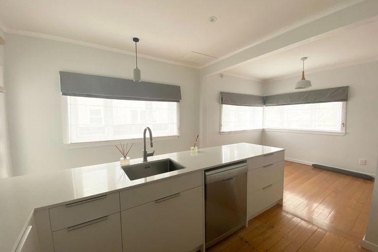 Photo of property in 1/33 Rua Road, Glen Eden, Auckland, 0602