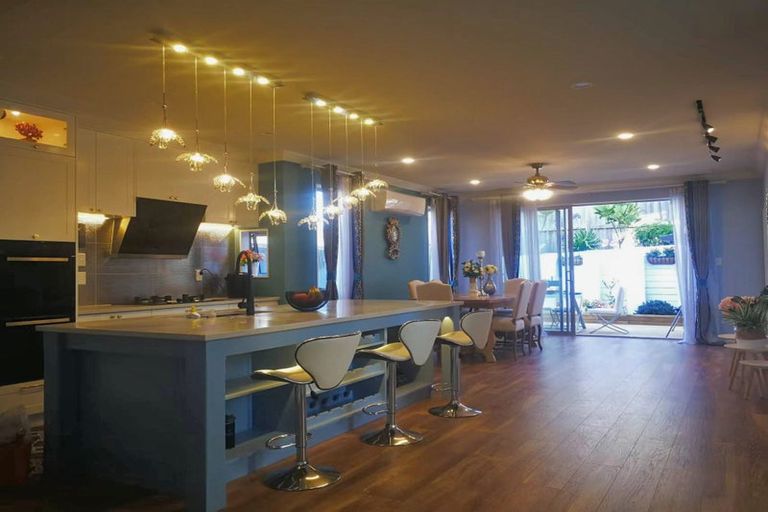 Photo of property in 11 Agnew Place, Albany, Auckland, 0632