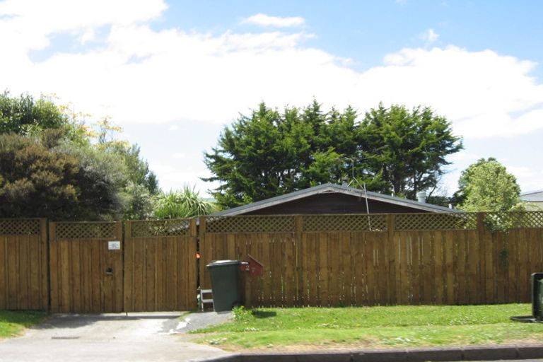 Photo of property in 27 The Glade South, Pukekohe, 2120