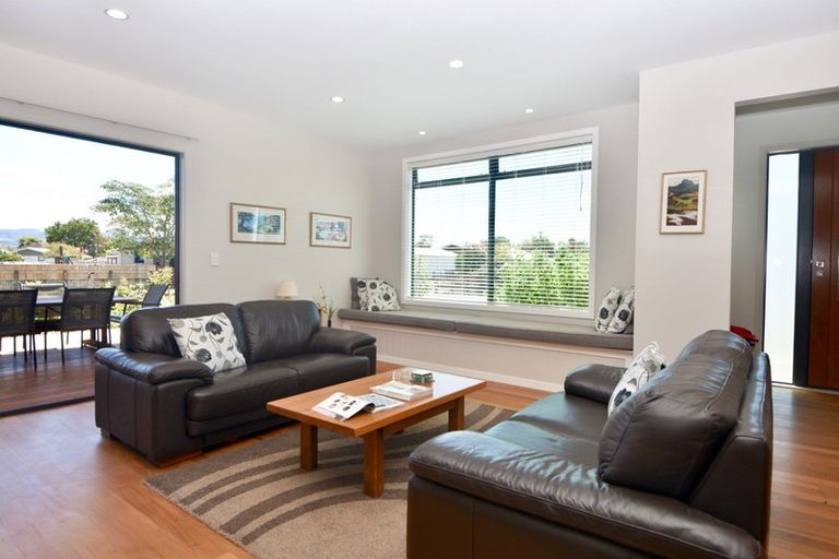 Photo of property in 40b Richmond Road, Carterton, 5713