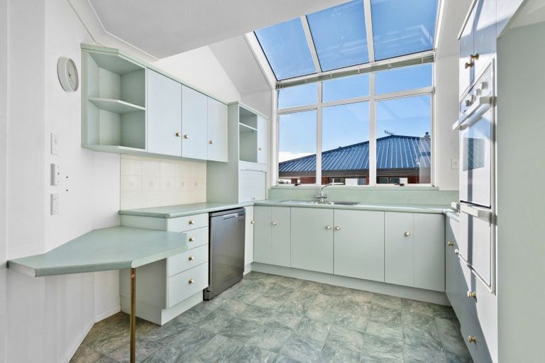 Photo of property in 43 Aotea Crescent, Gore, 9710