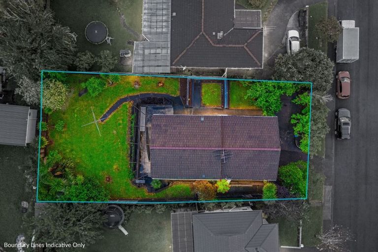 Photo of property in 61 Sunline Avenue, Massey, Auckland, 0614