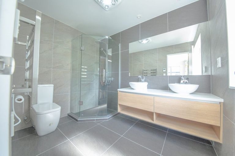 Photo of property in 27 Westerley Place, Long Bay, Auckland, 0630