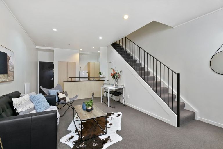 Photo of property in Mendosa Terraces Apartments, 22/9 Ebor Street, Te Aro, Wellington, 6011