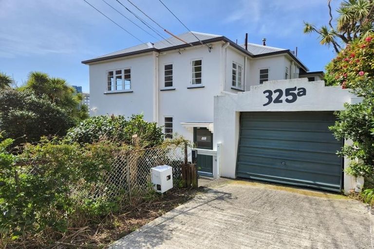 Photo of property in 325a The Terrace, Te Aro, Wellington, 6011