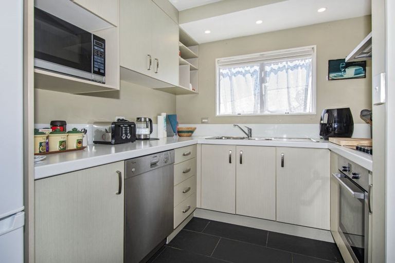 Photo of property in 39 Raumati Crescent, Onerahi, Whangarei, 0110