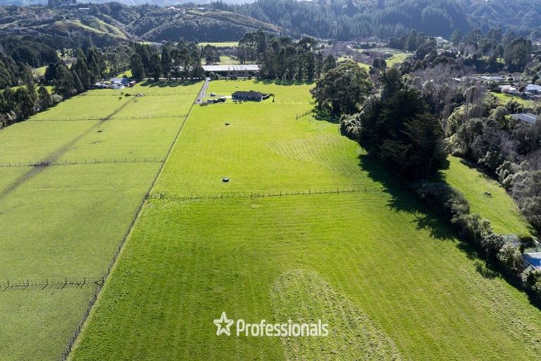 Photo of property in 112 Parkes Line Road, Maymorn, Upper Hutt, 5018