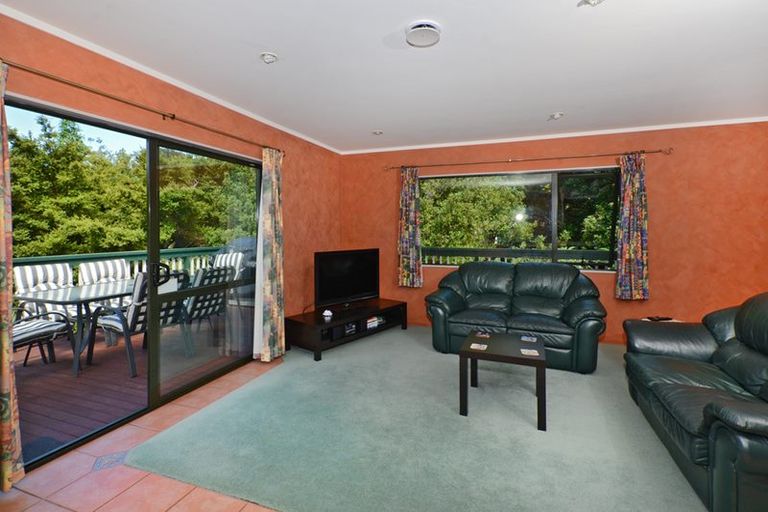 Photo of property in 32 Eureka Place, Parahaki, Whangarei, 0112