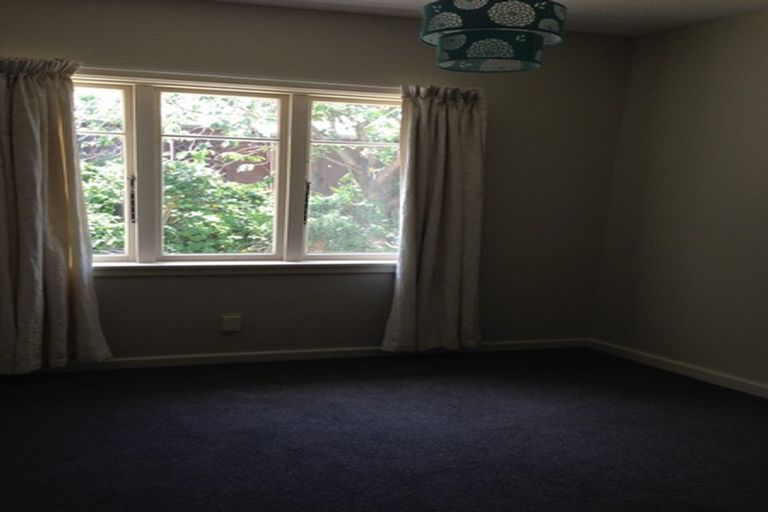 Photo of property in 22 Valley Road, Cashmere, Christchurch, 8022