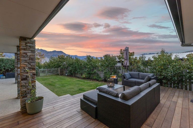 Photo of property in 11 Centre Crescent, Wanaka, 9305