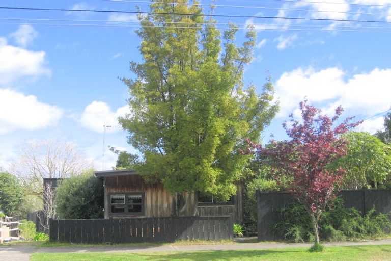 Photo of property in 43 Chesham Avenue, Waipahihi, Taupo, 3330