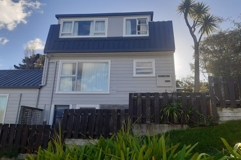 Photo of property in 18a Penryn Drive, Camborne, Porirua, 5026