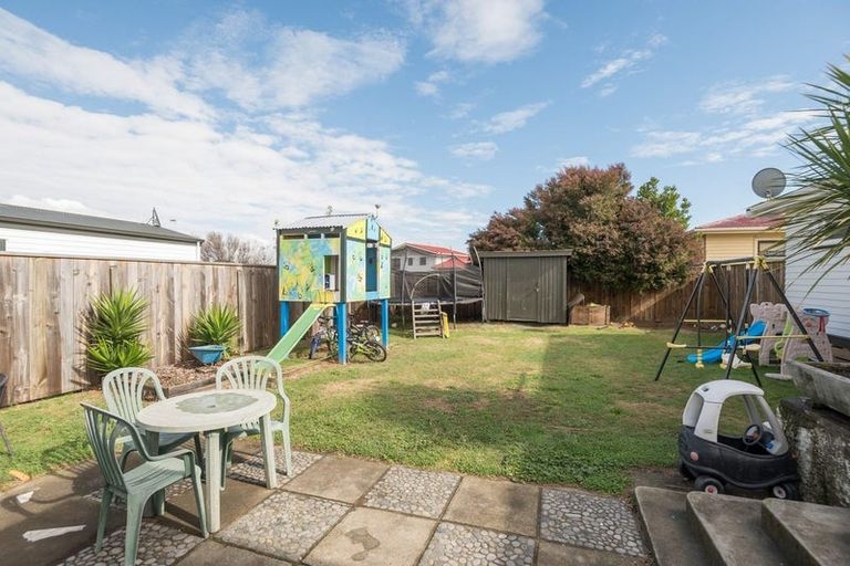 Photo of property in 115 Parkers Road, Tahunanui, Nelson, 7011