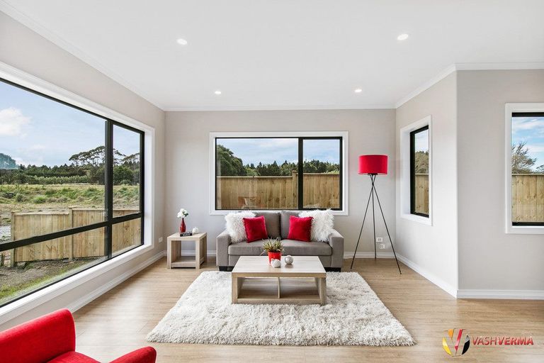 Photo of property in 22 Rauaruhe Road, Karaka, Papakura, 2113