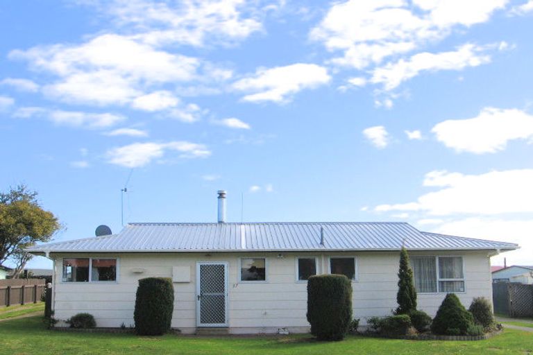 Photo of property in 57 Thomas Place, Foxton Beach, Foxton, 4815
