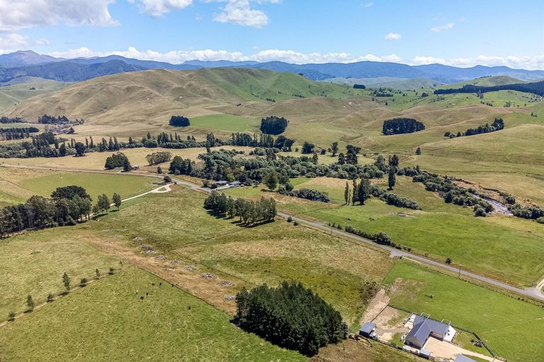 Photo of property in 273 Mikimiki Road, Mikimiki, Masterton, 5881