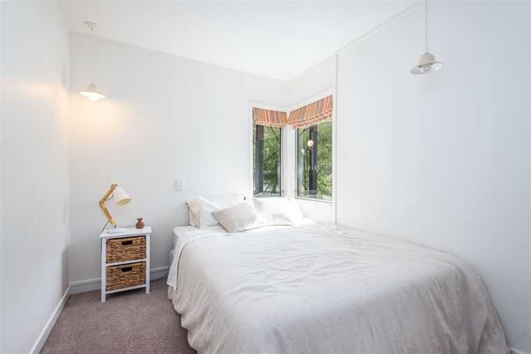 Photo of property in 25 Valley Road, Cashmere, Christchurch, 8022