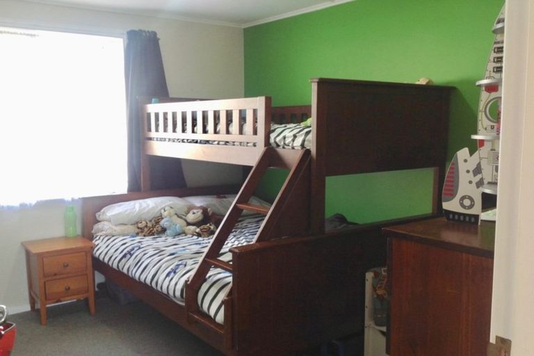 Photo of property in 42 Richmond Street, Waitara, 4320