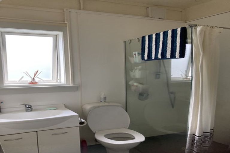 Photo of property in Hamilton Flats, 4/9 Hawker Street, Mount Victoria, Wellington, 6011