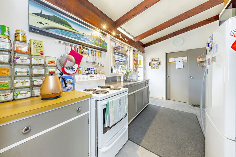 Photo of property in 22 Leith Court, Papatoetoe, Auckland, 2104