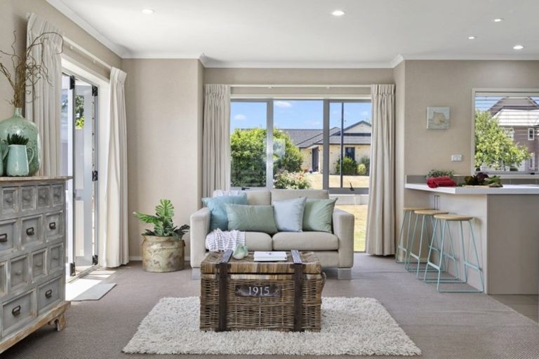 Photo of property in 18 Garvan Glen, Pyes Pa, Tauranga, 3112