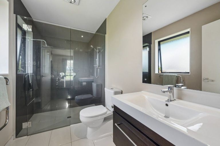Photo of property in 166 Swamp Road, Loburn, Rangiora, 7472