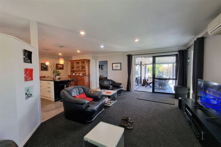 Photo of property in 12 South Road, Waipu, 0510