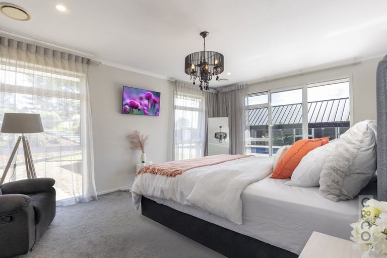 Photo of property in 6 Pheasant Lane, Waimauku, 0812