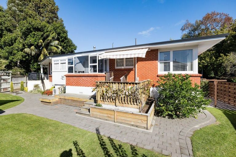 Photo of property in 2 Awatere Avenue, Beerescourt, Hamilton, 3200