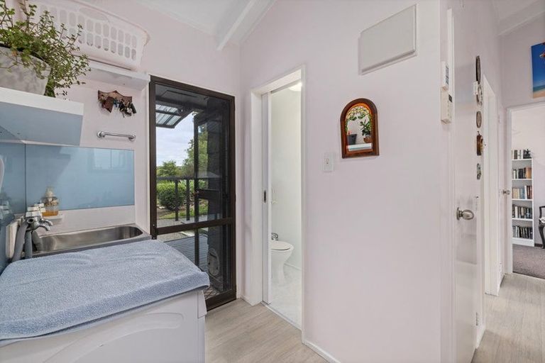 Photo of property in 36 Stanners Road, Kerikeri, 0295