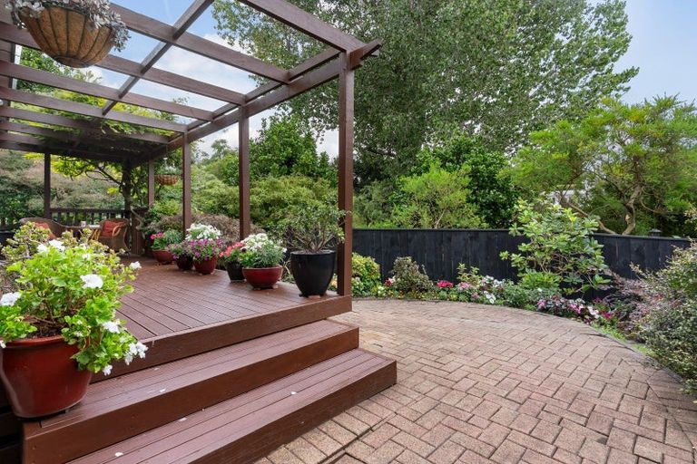 Photo of property in 2/52 Uxbridge Road, Mellons Bay, Auckland, 2014