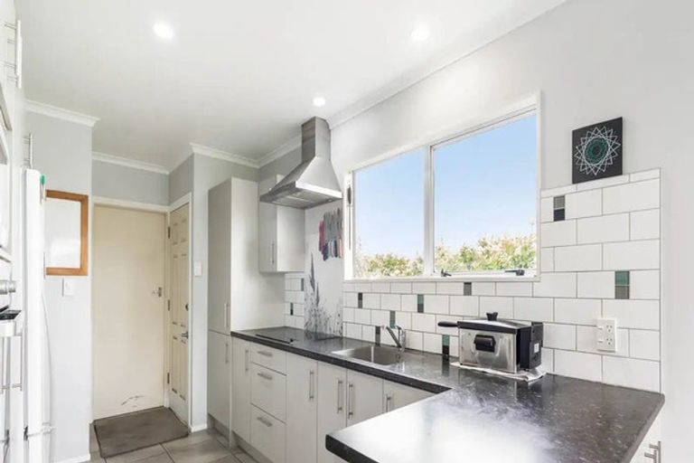 Photo of property in 26 Roseanne Road, Manurewa, Auckland, 2102