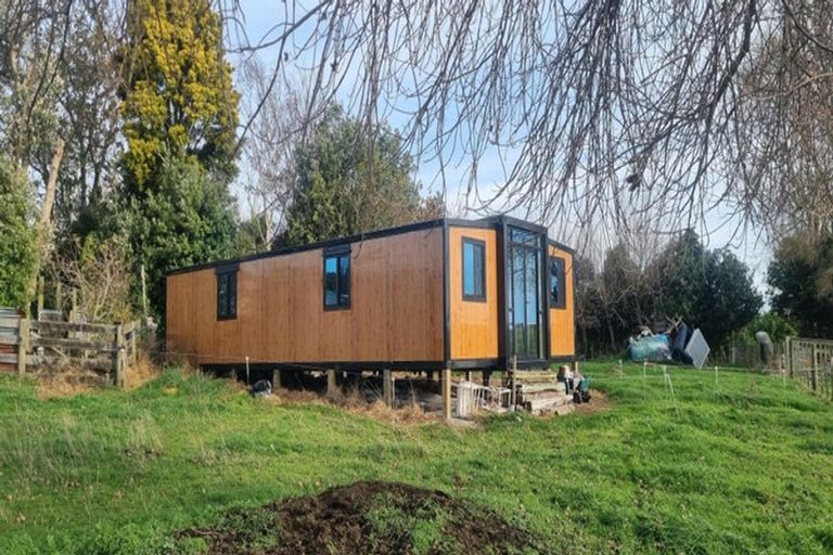 Photo of property in 150 Wirihana Road, Hawera, 4674