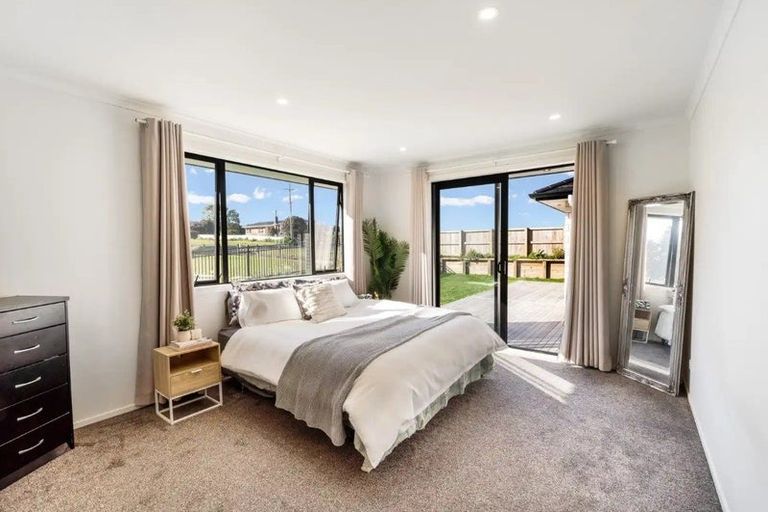 Photo of property in 79 Murray Ward Drive, Te Kauwhata, 3710