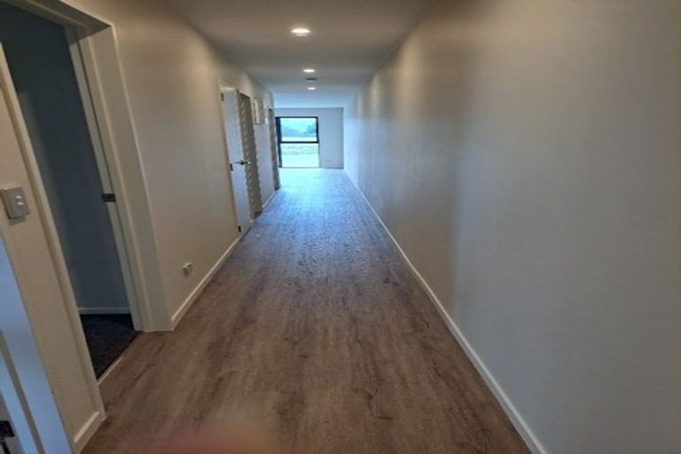 Photo of property in 20 Rorotu Avenue, Karaka, Papakura, 2113