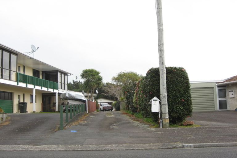 Photo of property in 48 Wairau Road, Oakura, 4314