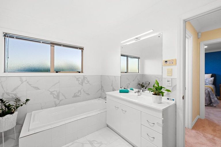 Photo of property in 21 Portobello Way, Huntington, Hamilton, 3210