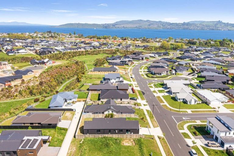 Photo of property in 38 Wai Terrace, Wharewaka, Taupo, 3330